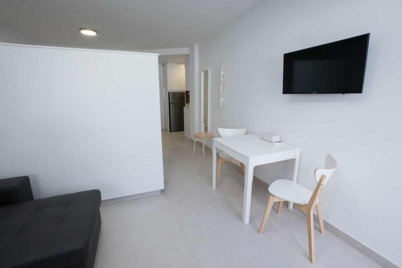Apartamentos Mombasa 1 Planta Nerja Buitenkant foto