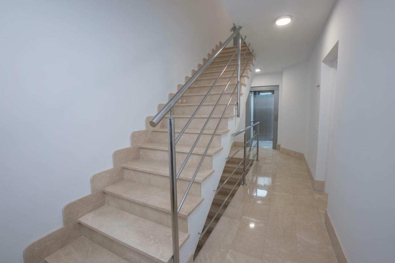 Apartamentos Mombasa 1 Planta Nerja Buitenkant foto