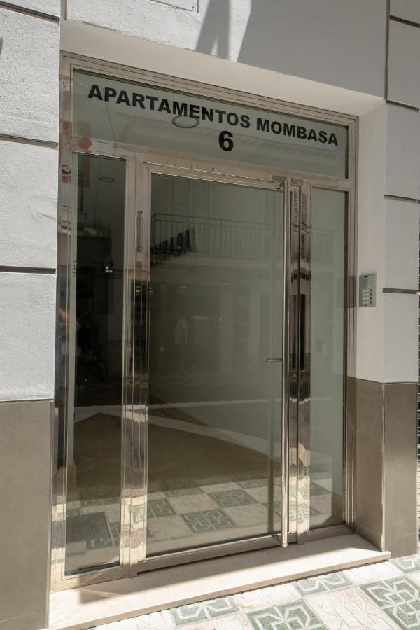 Apartamentos Mombasa 1 Planta Nerja Buitenkant foto