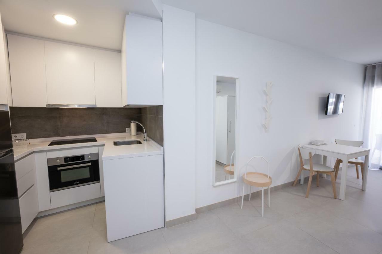 Apartamentos Mombasa 1 Planta Nerja Buitenkant foto