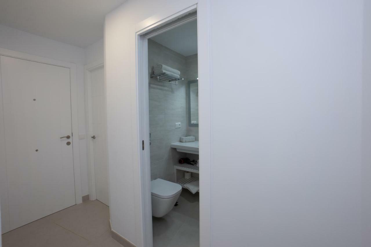 Apartamentos Mombasa 1 Planta Nerja Buitenkant foto
